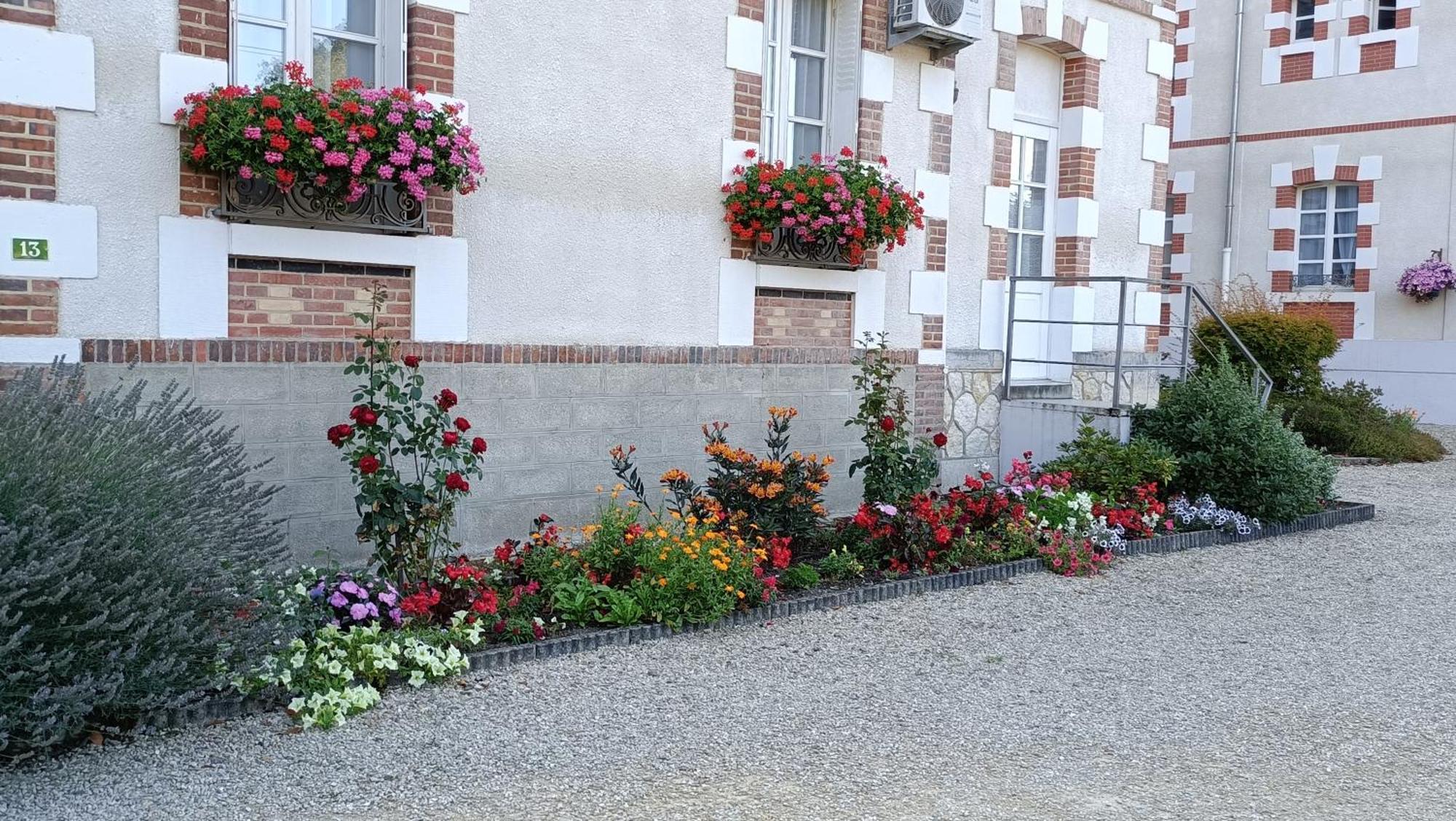 Domaine De Croix En Sologne Apartment Neuvy-sur-Barangeon Exterior photo